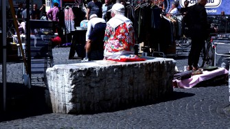 Historien om granitblokkene på torvet