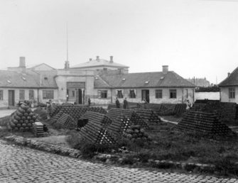 Mælkebøtten i gamle dage..